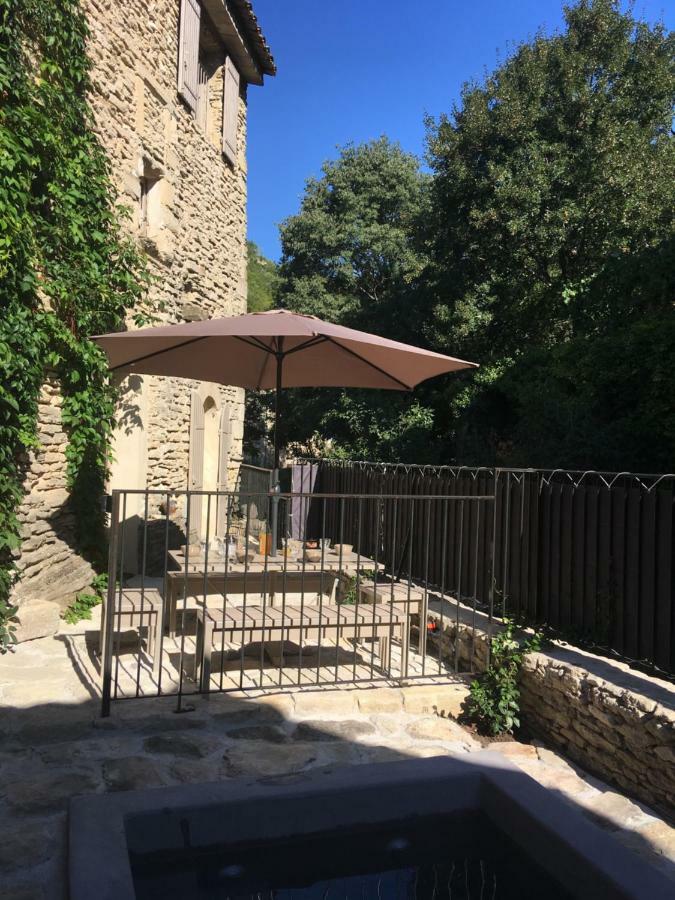 La Calade, Maison De Village Gordes Luaran gambar